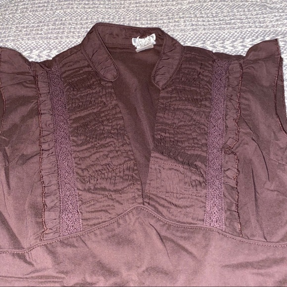 Sleeveless Top with Ruffles - Picture 2 of 4